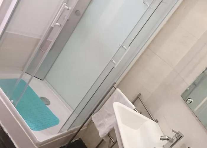 No Limit Alfama 2* Lisbona