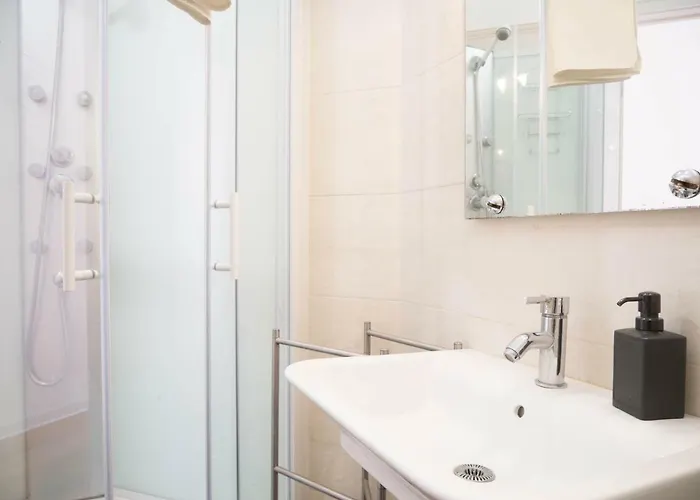 No Limit Alfama 2* Lisbona