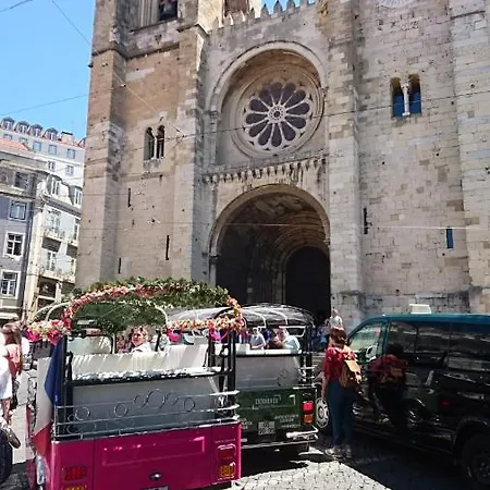 No Limit Alfama Lizbona