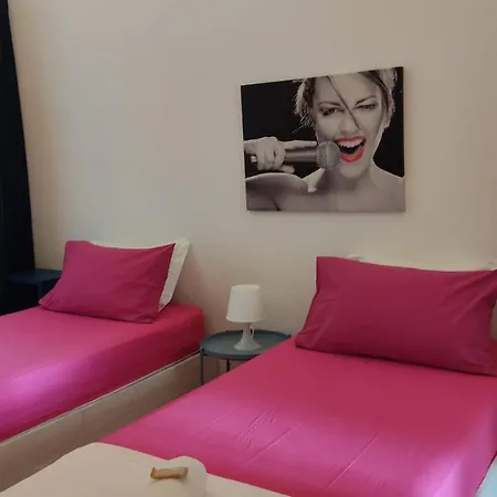 No Limit Alfama 2* Lisbona