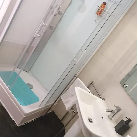 No Limit Alfama 2* Lisbona